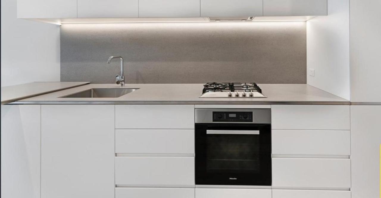 Readyset Apartments On Southbank Boulevard Melbourne Esterno foto